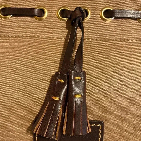 Dooney & Bourke beige brown canvas leather bag - Picture 7 of 16